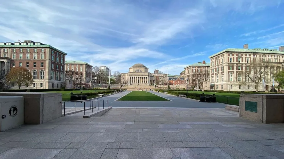 Image of empty Columbia University campus